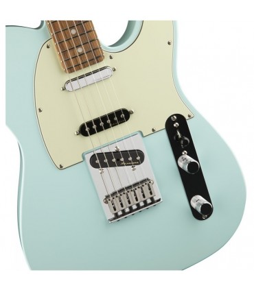 FENDER DELUXE NASHVILLE TELECASTER PAU FERRO DAPHNE BLUE