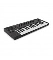 NATIVE INSTRUMENTS KOMPLETE KONTROL M32